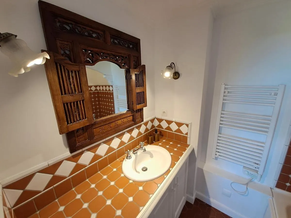 La Villa Charles Grimaud Les Restanques Golf De Saint Tropez 0*,  France